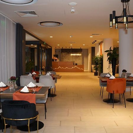 Hotel Sorin Mihai Cristian  Exteriér fotografie