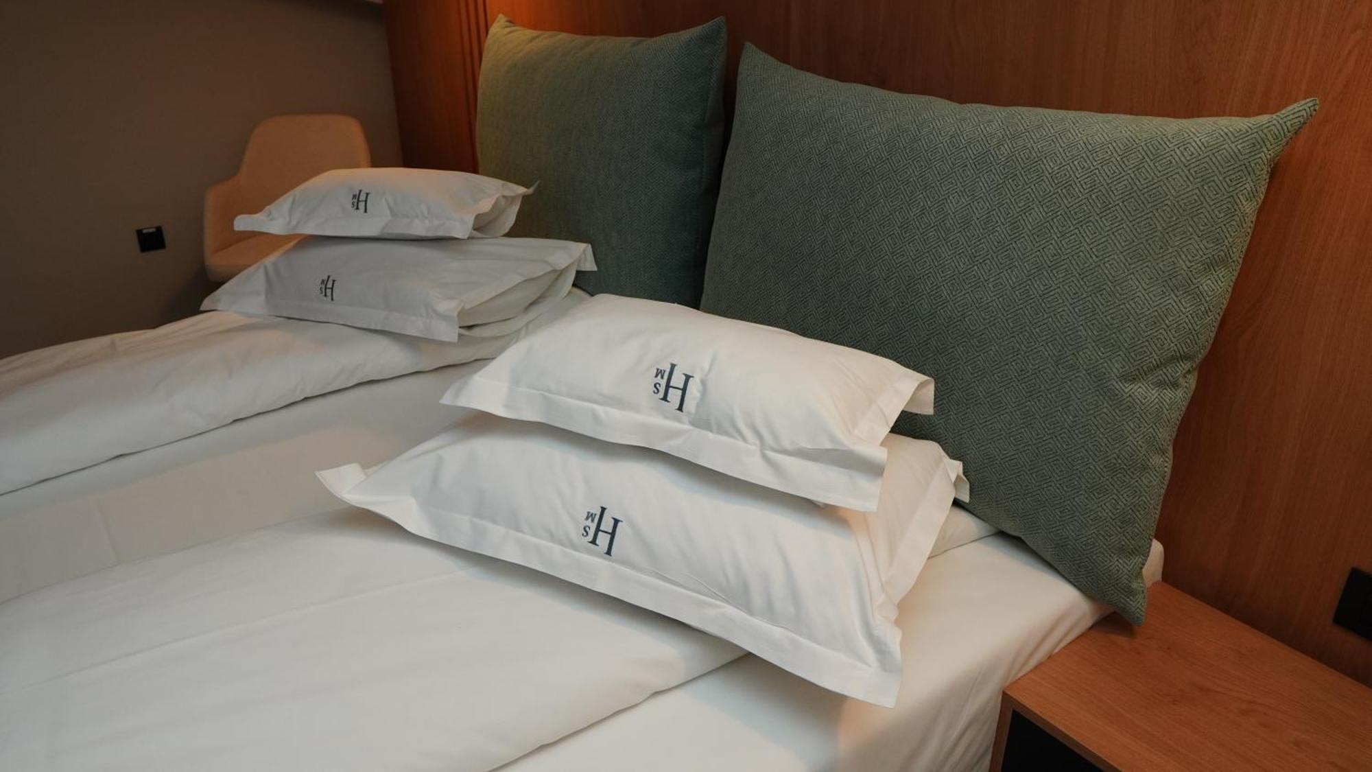 Hotel Sorin Mihai Cristian  Exteriér fotografie