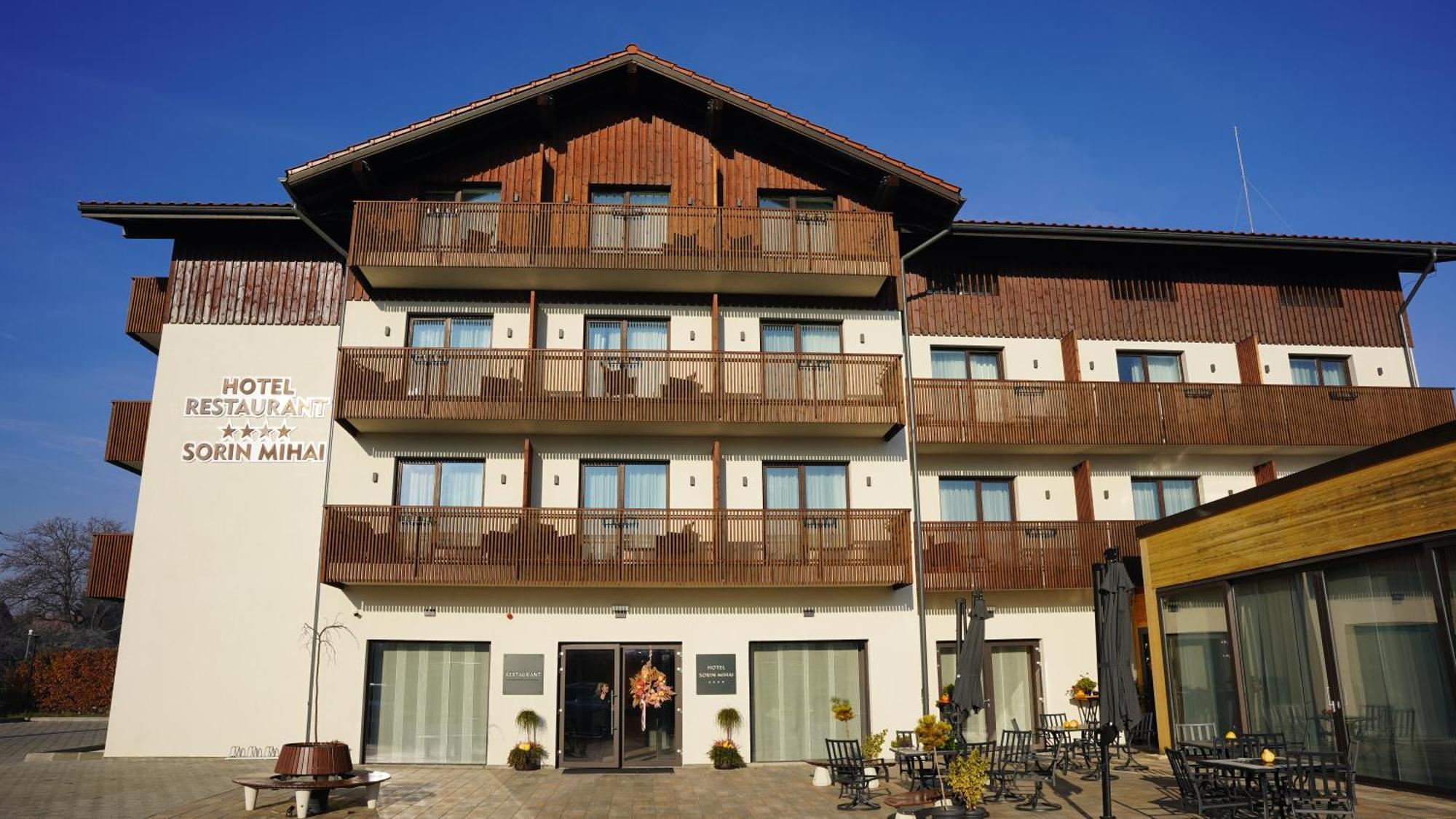 Hotel Sorin Mihai Cristian  Exteriér fotografie